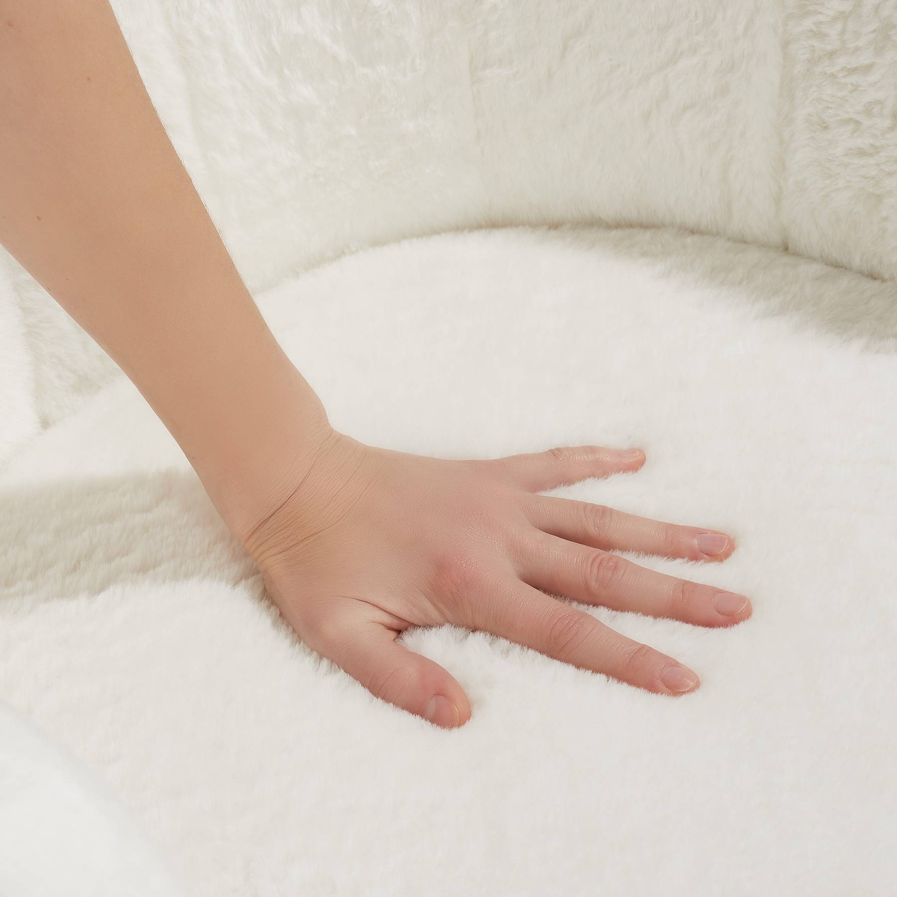 Sessel Stella, dicke Polsterung, 67x64x76cm